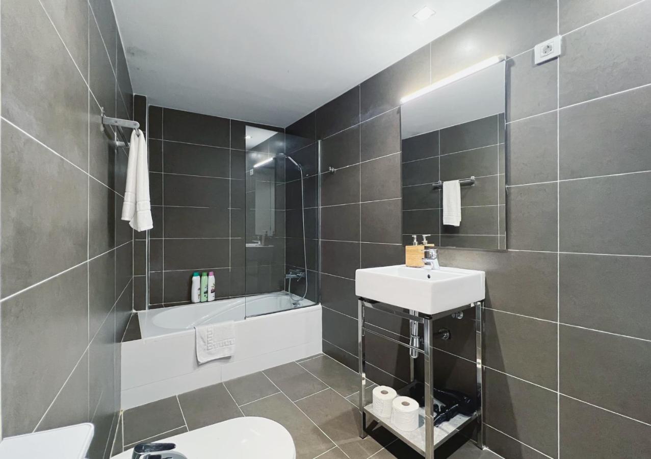 Stay U-Nique Apartments Pellaires Barcelona Kültér fotó