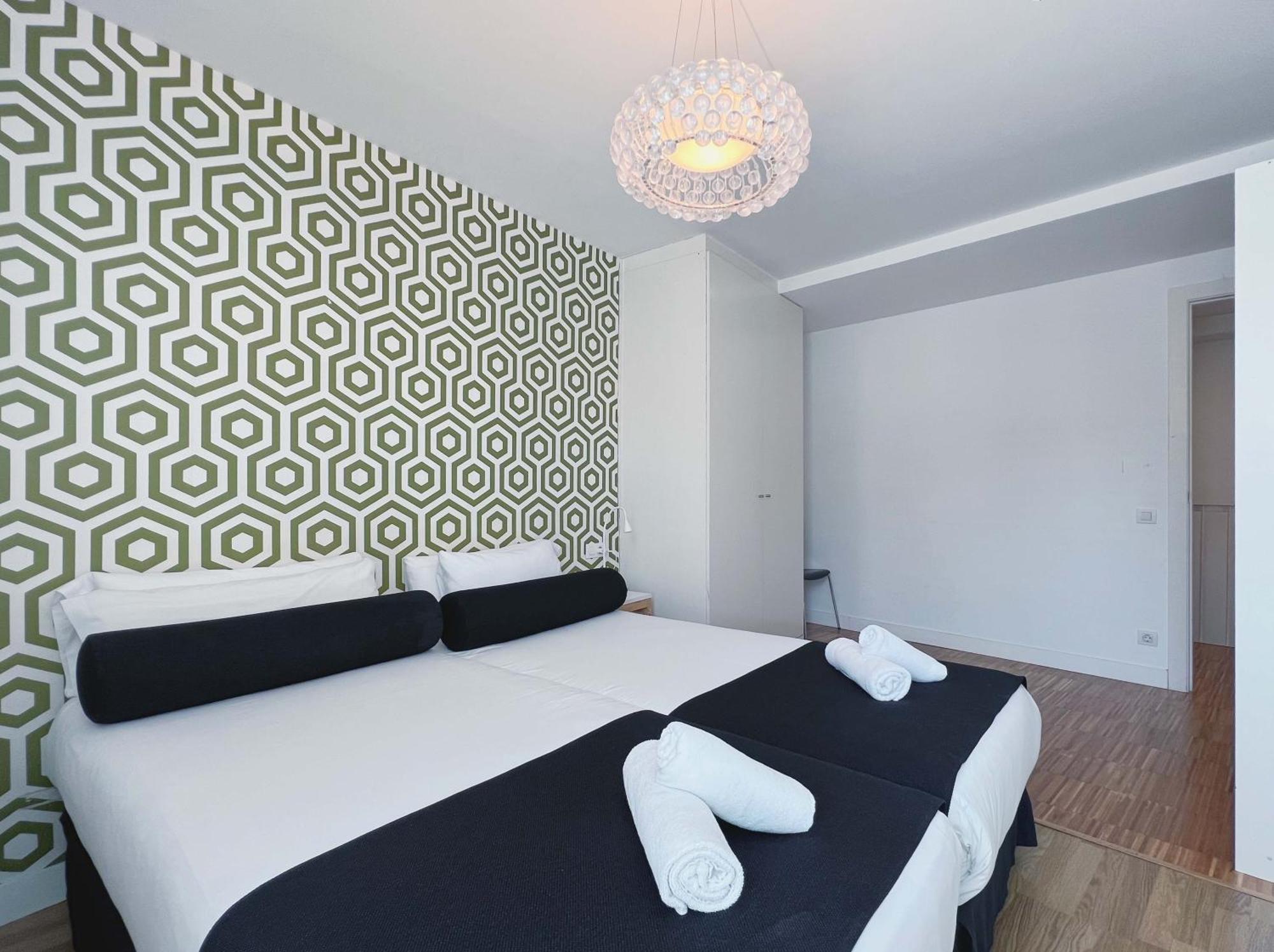 Stay U-Nique Apartments Pellaires Barcelona Kültér fotó